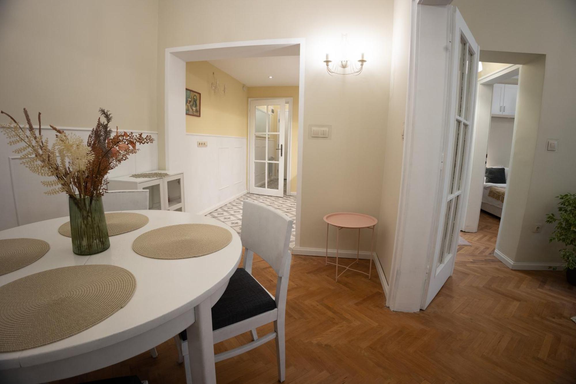 Planeta Dos Sonhos - Fast Wi-Fi, 1Bdr, Top Centre โซเฟีย ภายนอก รูปภาพ