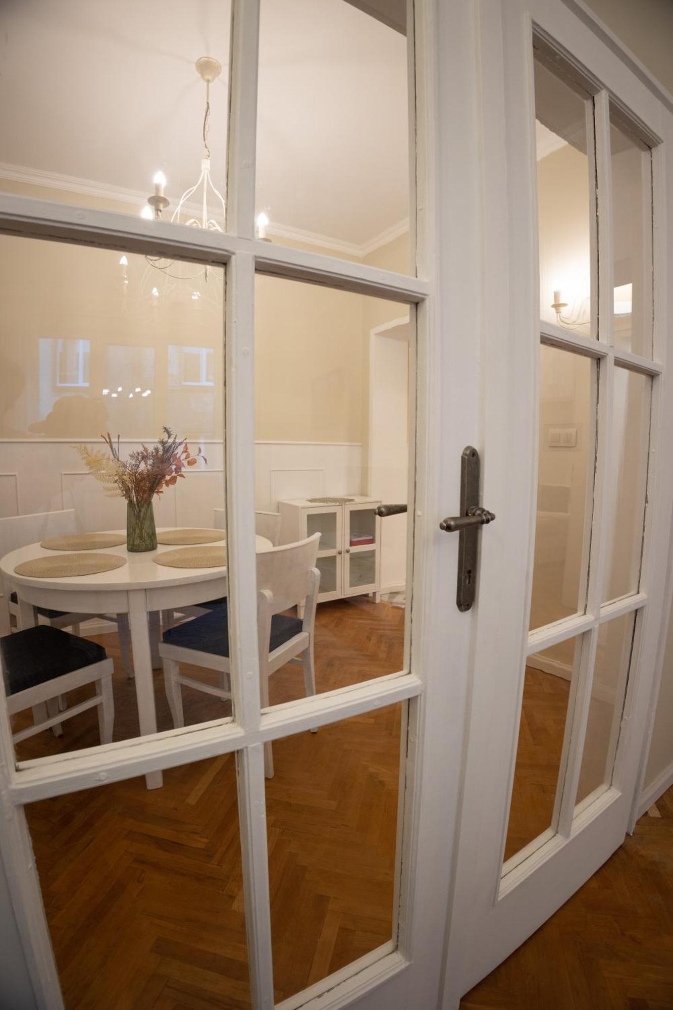 Planeta Dos Sonhos - Fast Wi-Fi, 1Bdr, Top Centre โซเฟีย ภายนอก รูปภาพ